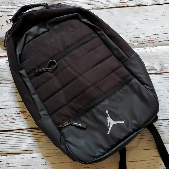 🆕️ NIKE JORDAN BLACK AIRBORNE WEATHER RESISTANT BACKPACK 9A1944-023 🖤 - Picture 1 of 9